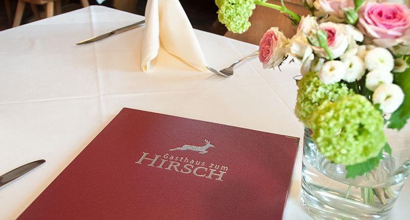 גוטאך Gasthaus Zum Hirsch מראה חיצוני תמונה